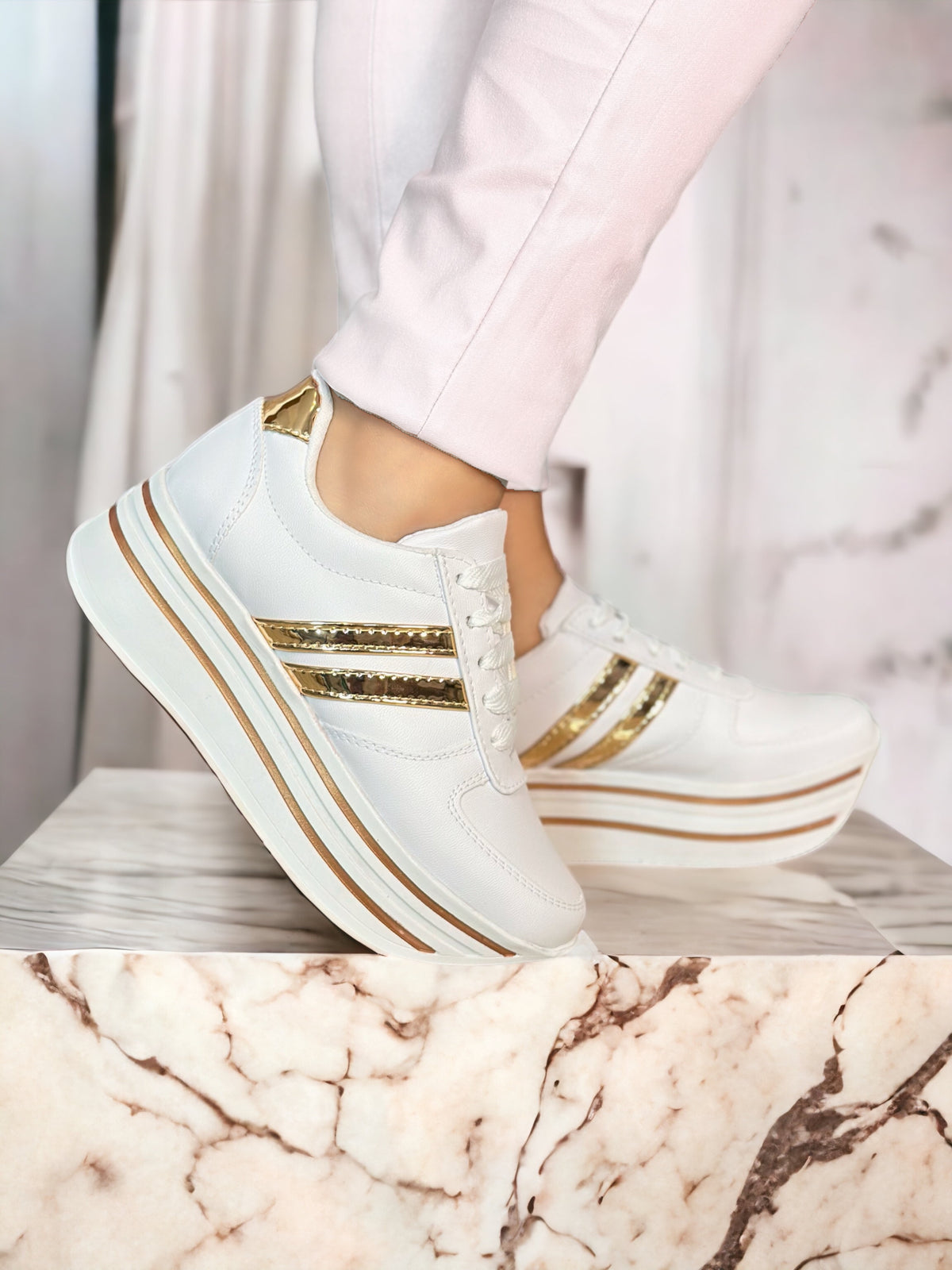 TENIS BLANCOS