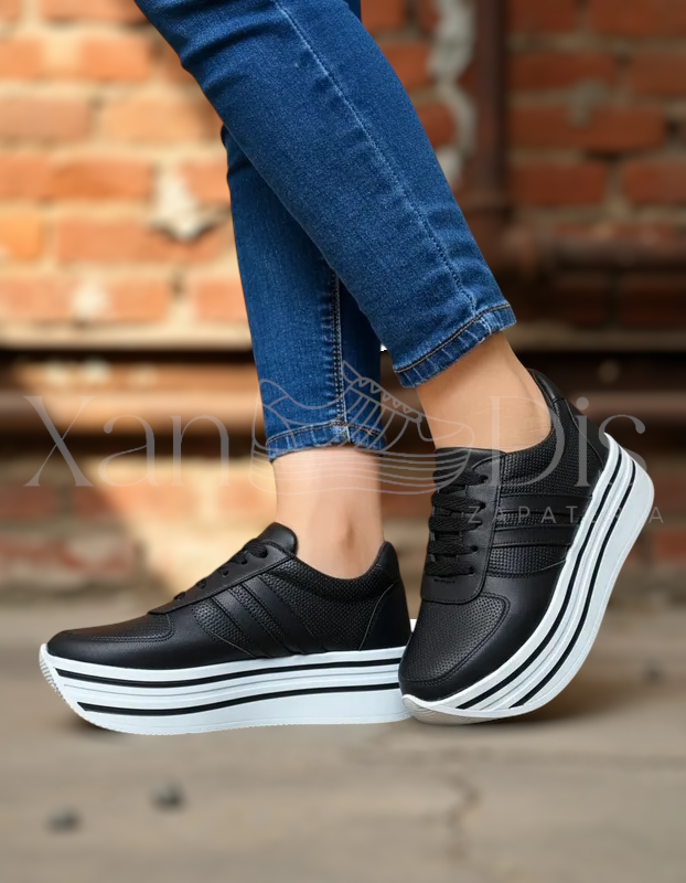 TENIS DE PLATAFORMA ALTA NEGROS PUNTOS
