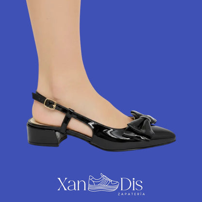 Zapatos slingback de charol con tacón bajo cuadrado CON MOÑO