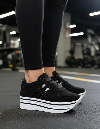 TENIS DE PLATAFORMA ALTA CUÑA DAMA NEGRO NOBUK RAYAS CHAROL