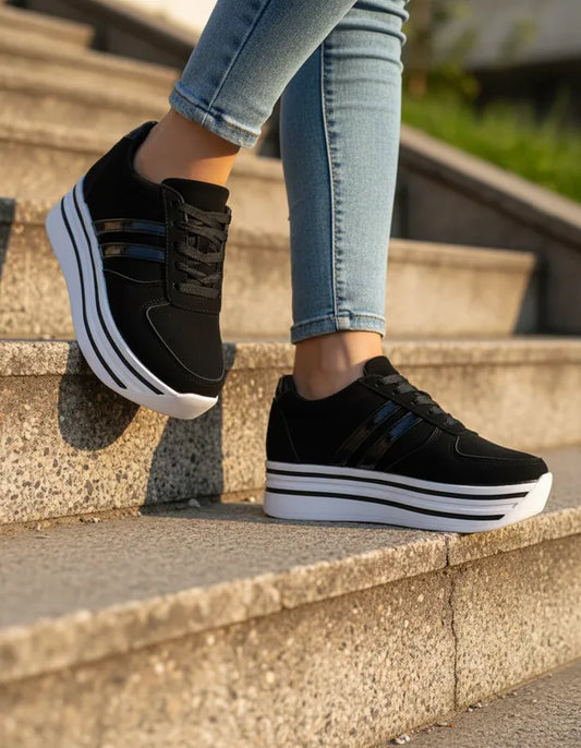 TENIS DE PLATAFORMA ALTA CUÑA DAMA NEGRO NOBUK RAYAS CHAROL